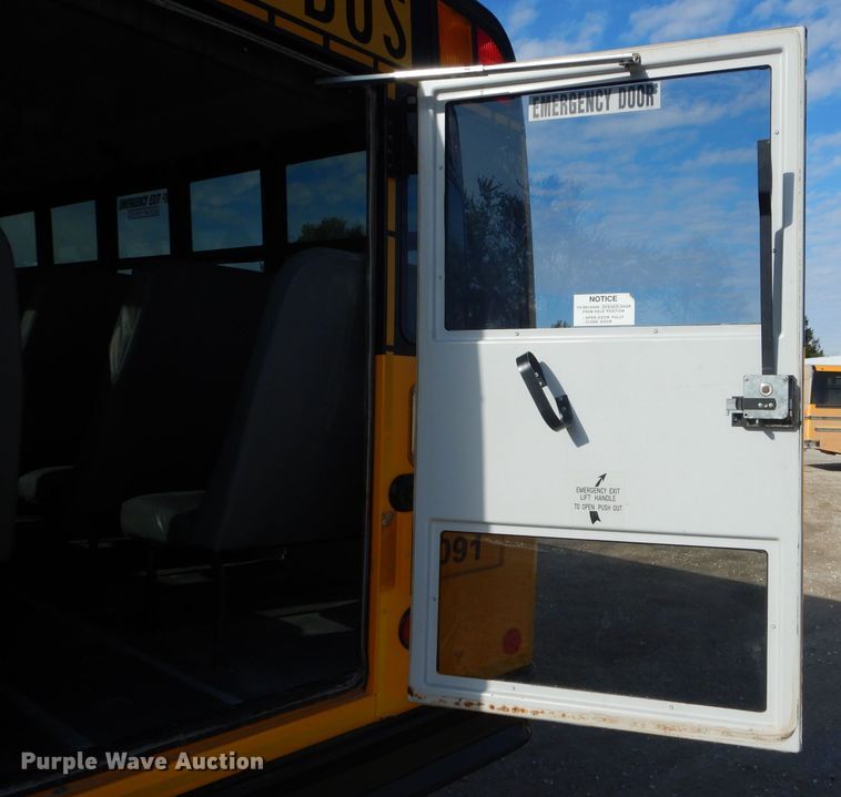 image for item DH6763 2009 Freightliner B2 Thomas Built school bus