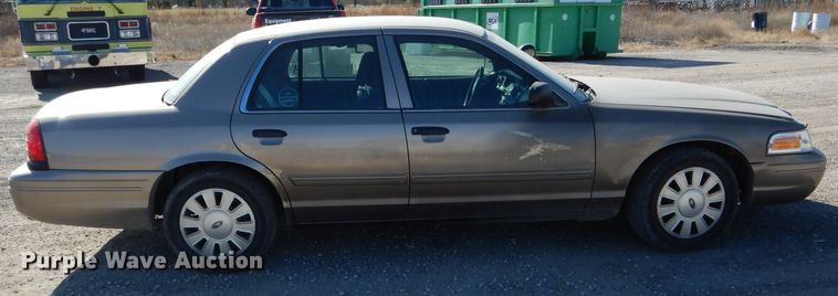 image for item DH6804 2010 Ford Crown Victoria Police Interceptor