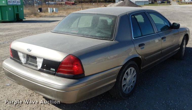 image for item DH6804 2010 Ford Crown Victoria Police Interceptor
