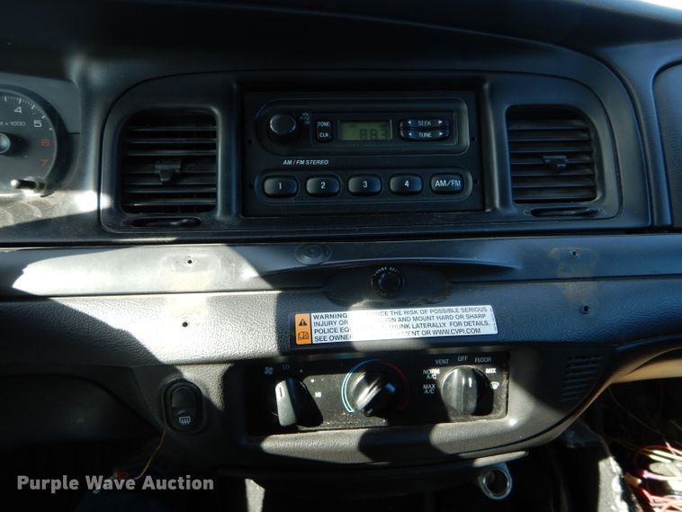 image for item DH6804 2010 Ford Crown Victoria Police Interceptor