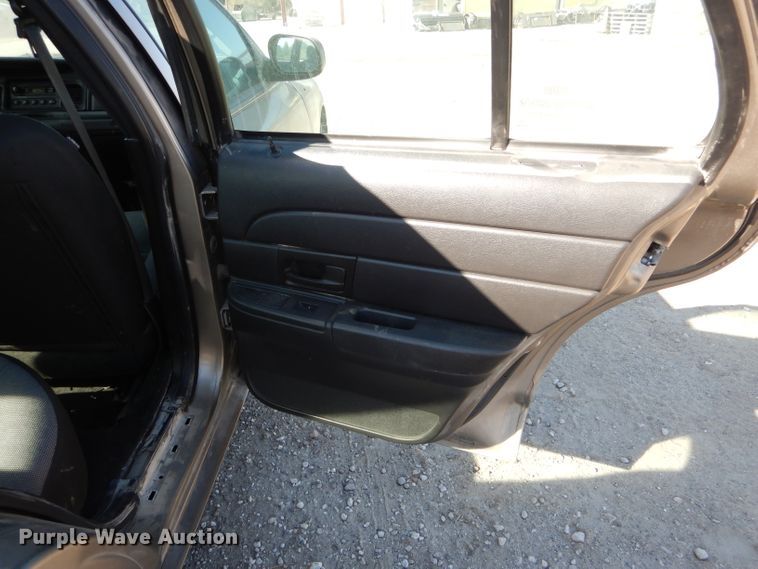 image for item DH6804 2010 Ford Crown Victoria Police Interceptor