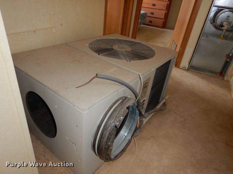 image for item DI2359 2005 Cavalier FEMA mobile home