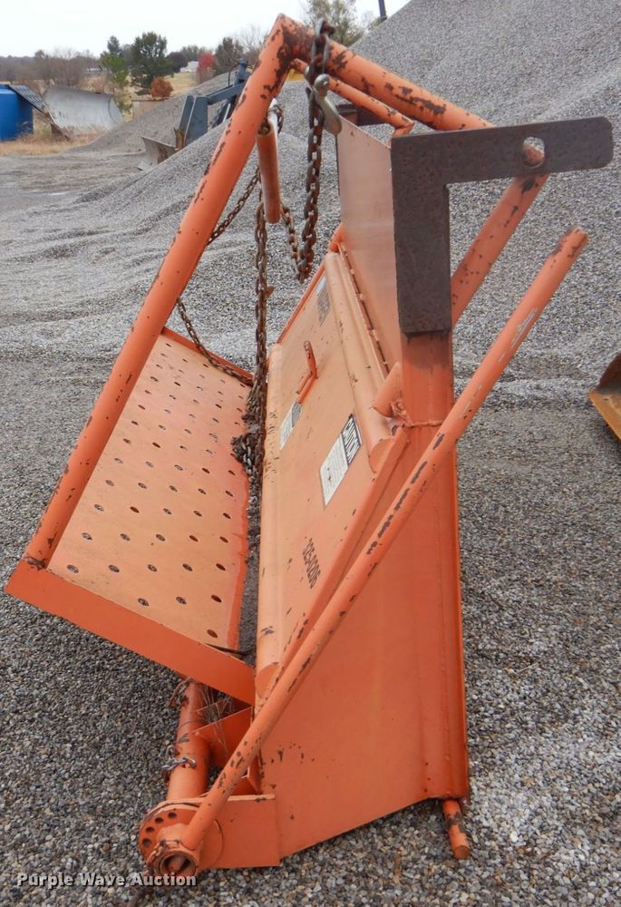 image for item DI2360 Warren CS-84 tailgate chip spreader