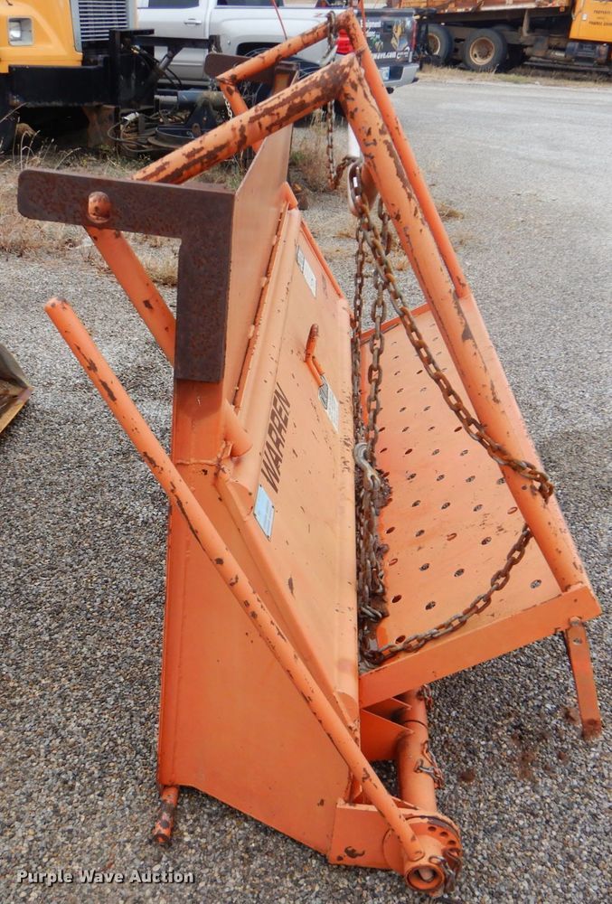 image for item DI2360 Warren CS-84 tailgate chip spreader