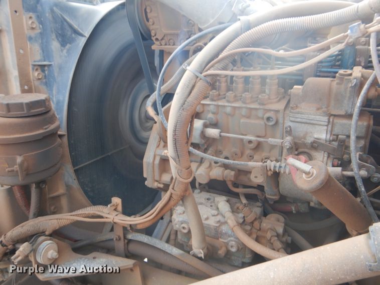 image for item DI2361 1997 International 4900 dump truck