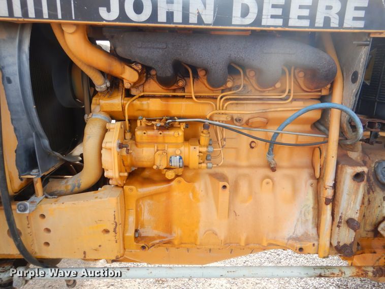 image for item DI2362 John Deere 2355 tractor