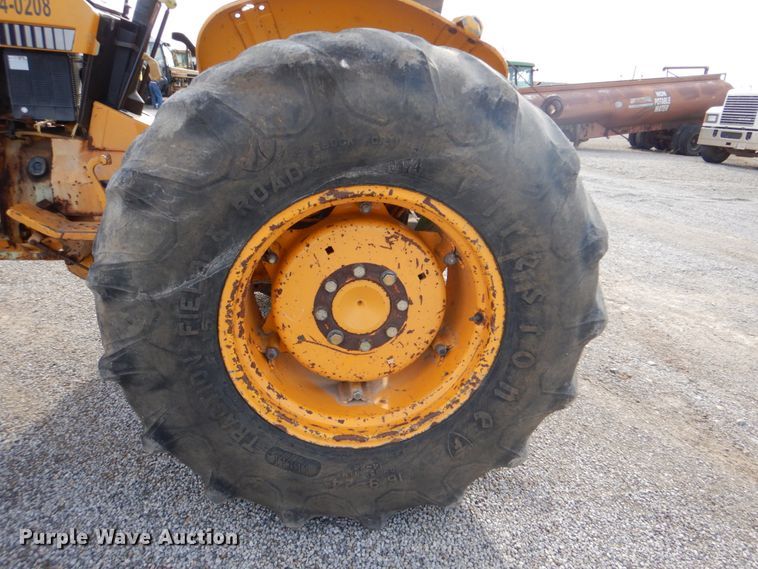 image for item DI2362 John Deere 2355 tractor