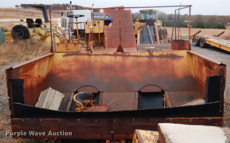 image for item DI2366 Koehring chip spreader