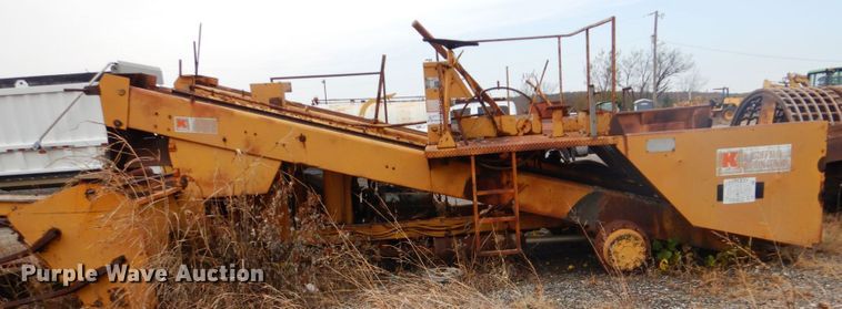 image for item DI2366 Koehring chip spreader