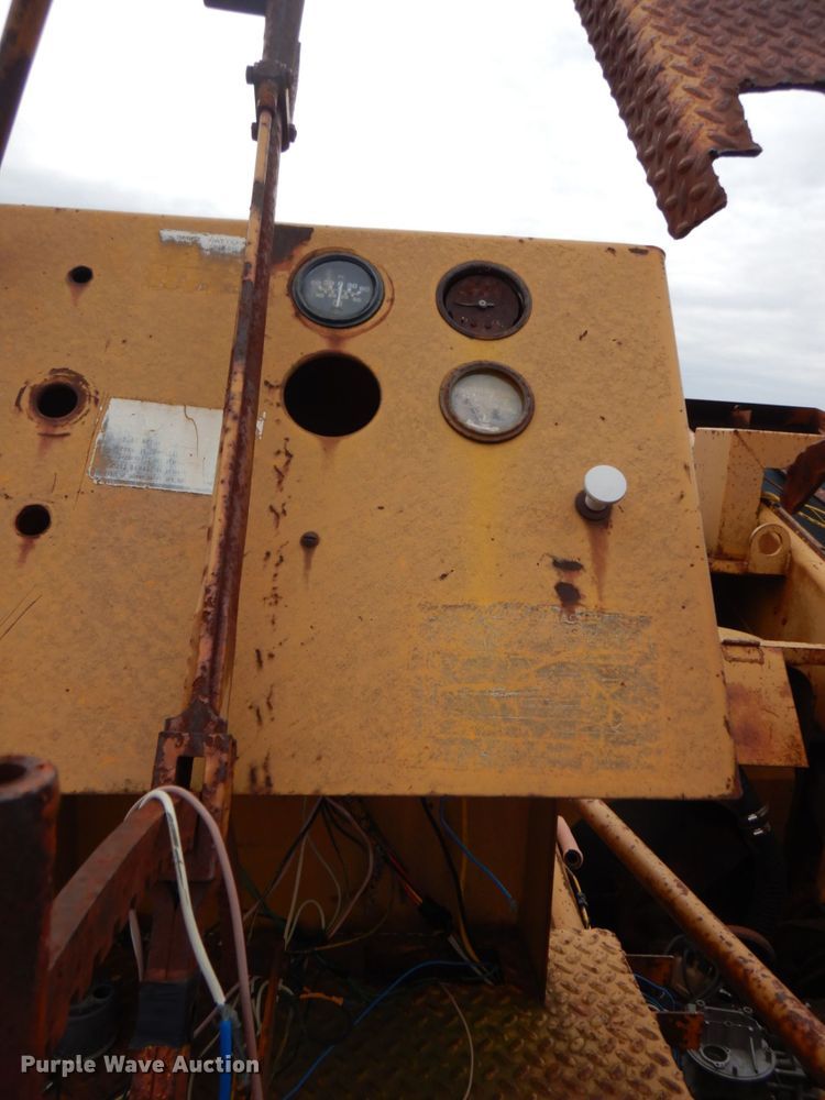 image for item DI2366 Koehring chip spreader