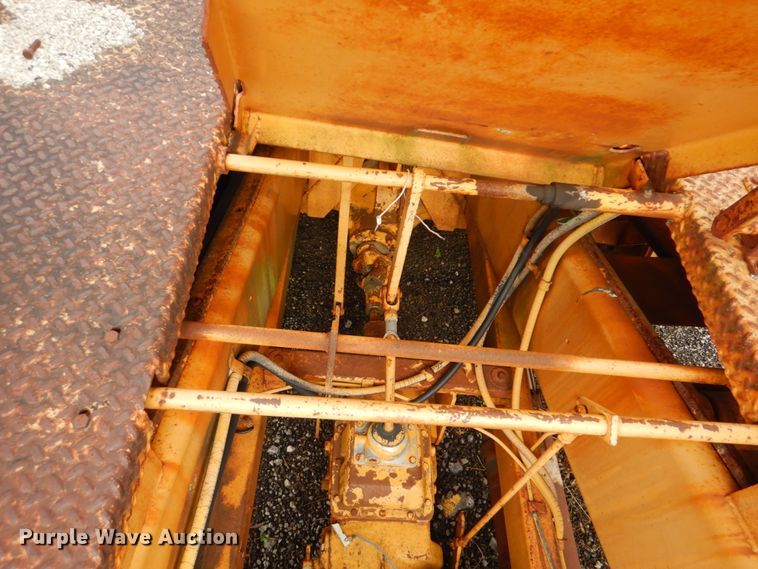 image for item DI2366 Koehring chip spreader