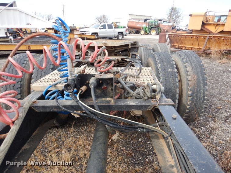 image for item DI2367 1994 Kenworth W900 semi truck