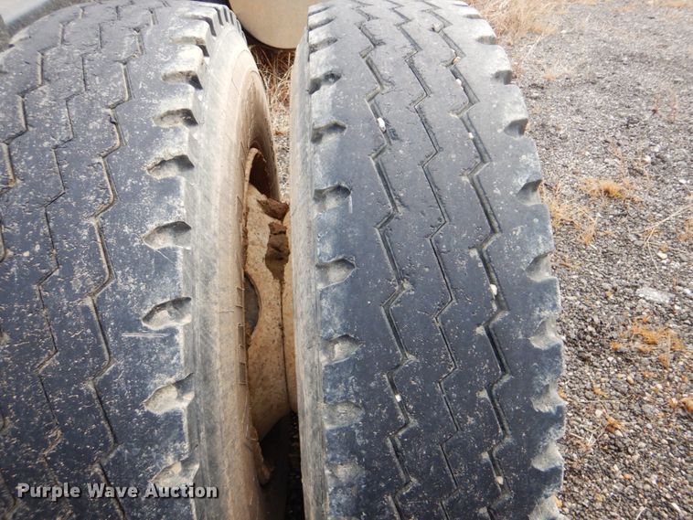 image for item DI2367 1994 Kenworth W900 semi truck