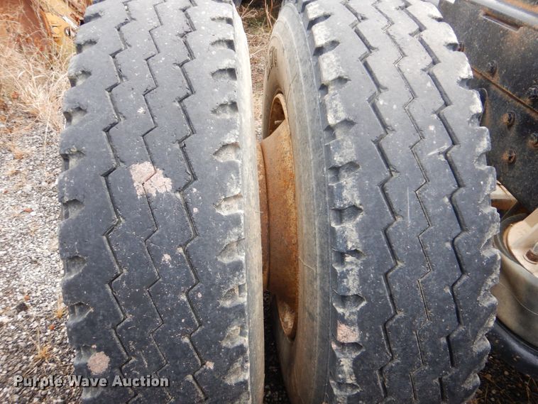 image for item DI2367 1994 Kenworth W900 semi truck