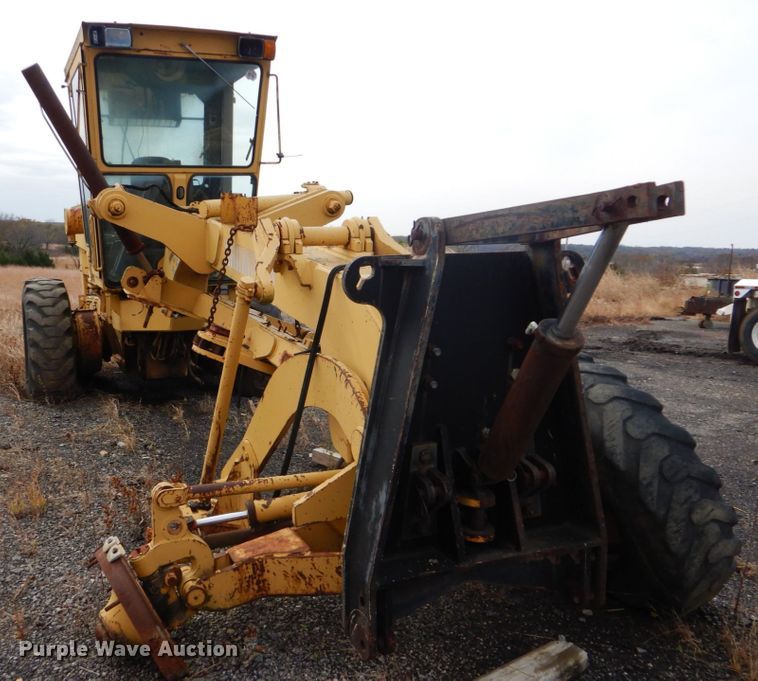 image for item DI2368 1988 Champion 720A motor grader