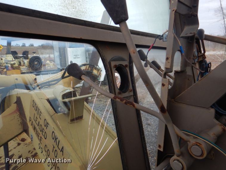 image for item DI2368 1988 Champion 720A motor grader