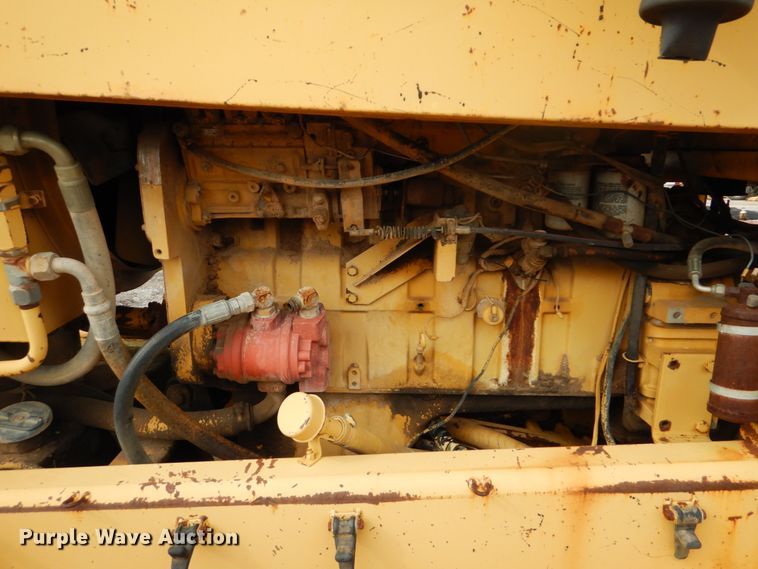 image for item DI2368 1988 Champion 720A motor grader