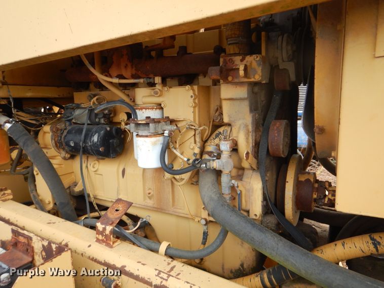 image for item DI2368 1988 Champion 720A motor grader