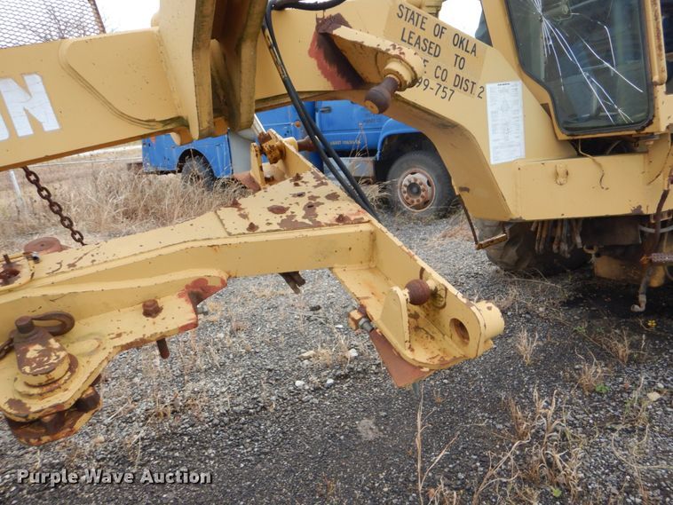 image for item DI2368 1988 Champion 720A motor grader