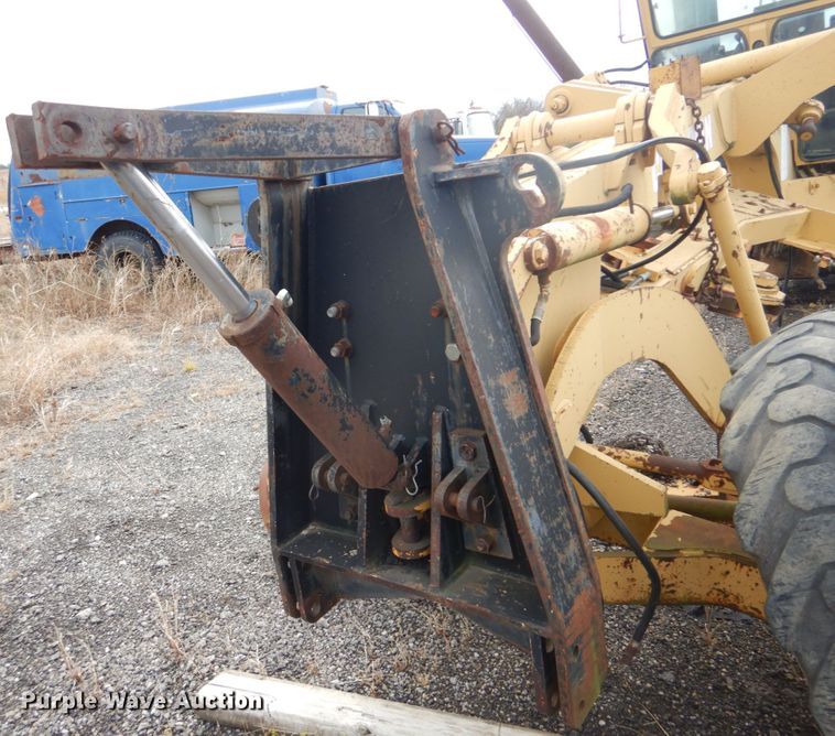 image for item DI2368 1988 Champion 720A motor grader