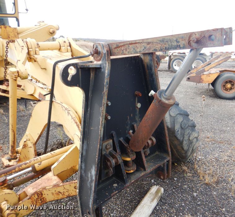 image for item DI2368 1988 Champion 720A motor grader