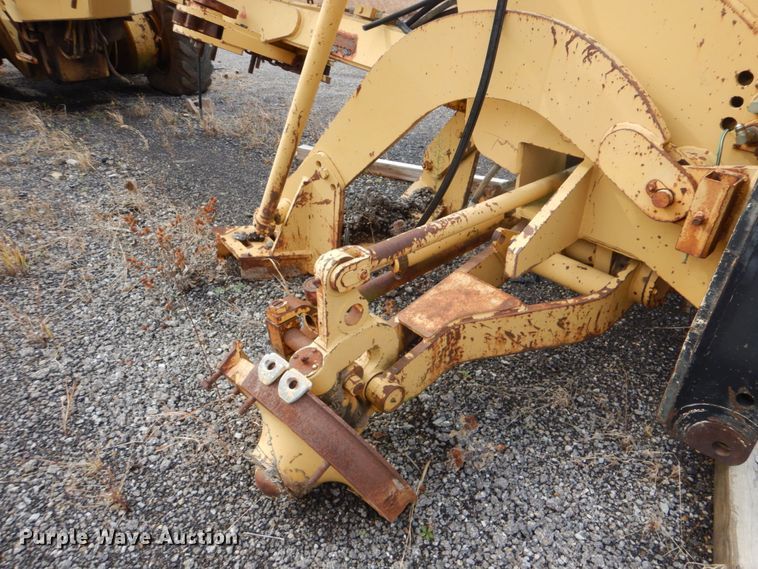 image for item DI2368 1988 Champion 720A motor grader