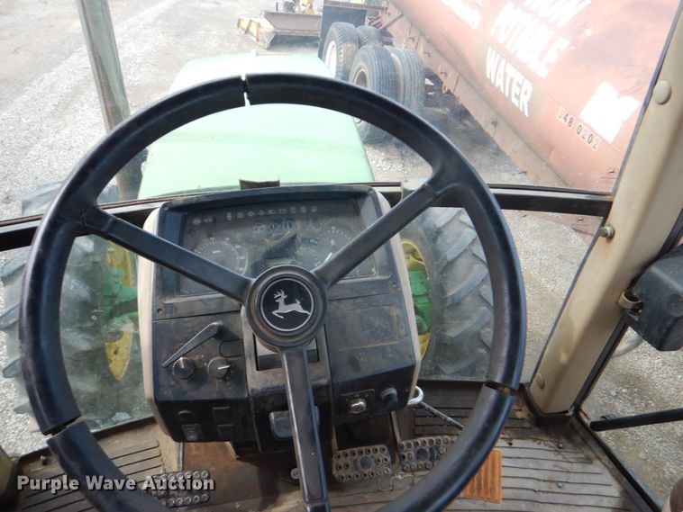 image for item DI2369 2002 John Deere 6405 tractor