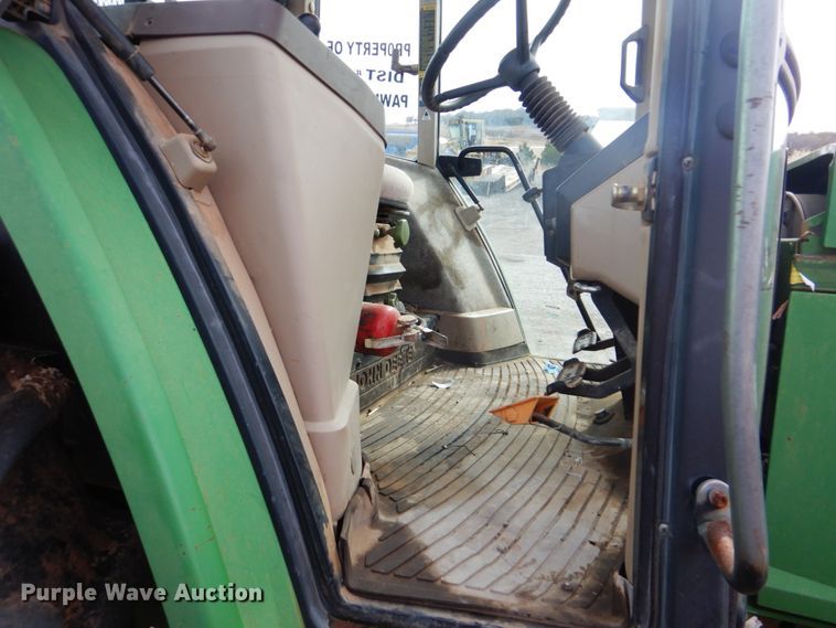 image for item DI2369 2002 John Deere 6405 tractor