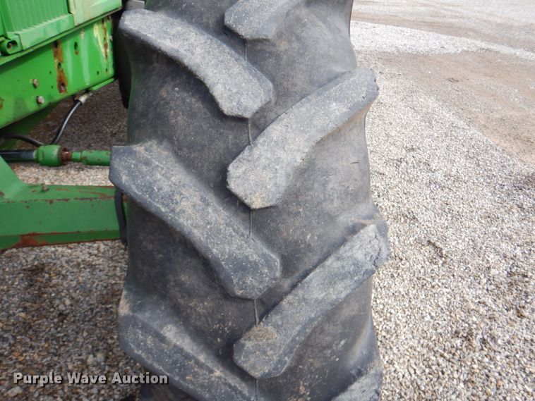 image for item DI2369 2002 John Deere 6405 tractor