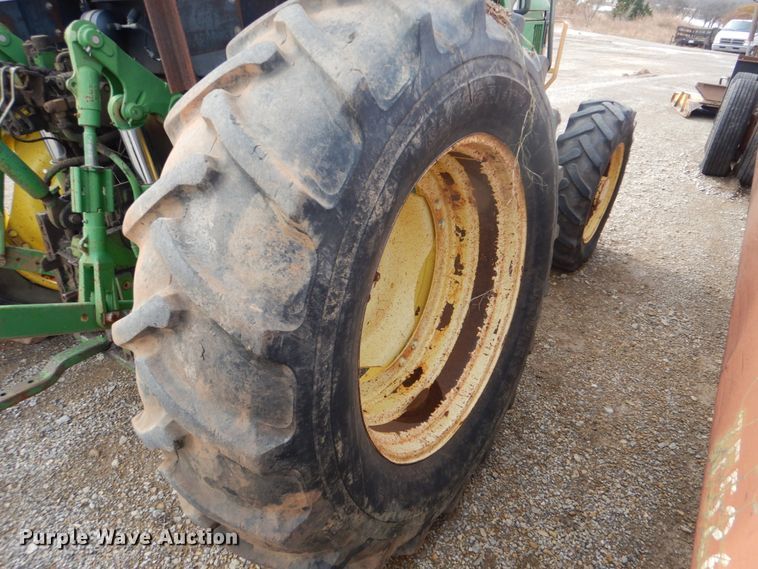 image for item DI2369 2002 John Deere 6405 tractor