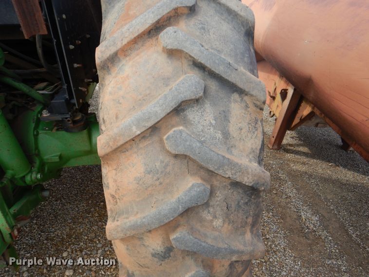 image for item DI2369 2002 John Deere 6405 tractor