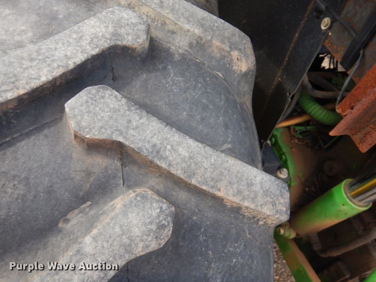 image for item DI2369 2002 John Deere 6405 tractor