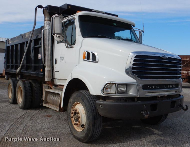 image for item DI2371 2009 Sterling L-Line dump truck