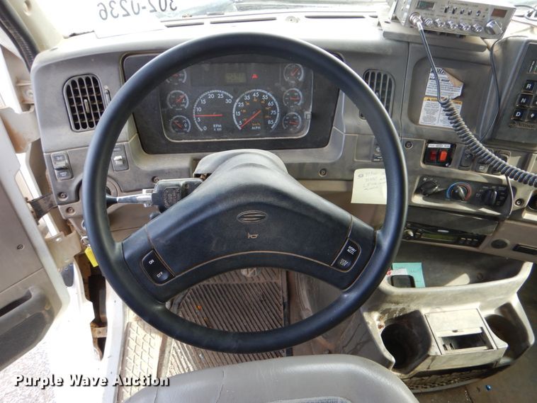 image for item DI2371 2009 Sterling L-Line dump truck