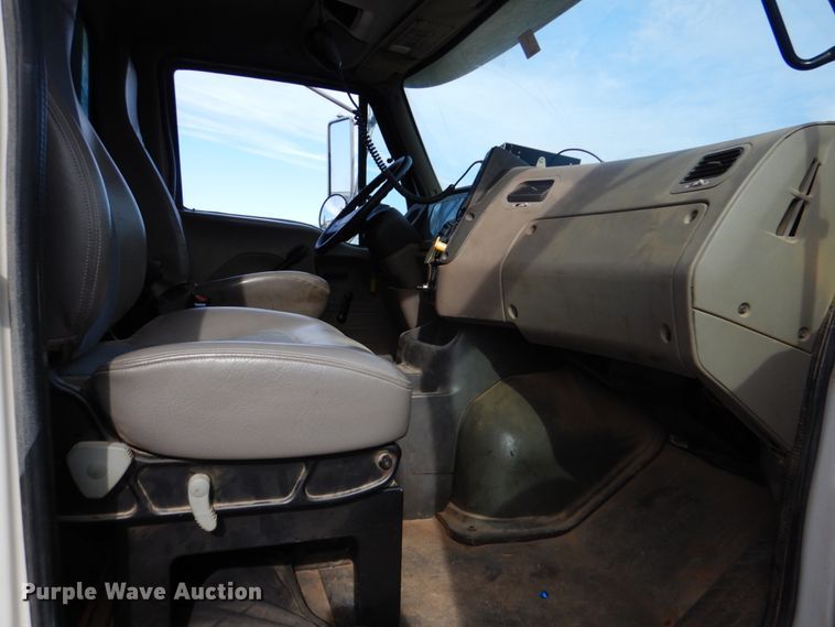 image for item DI2371 2009 Sterling L-Line dump truck