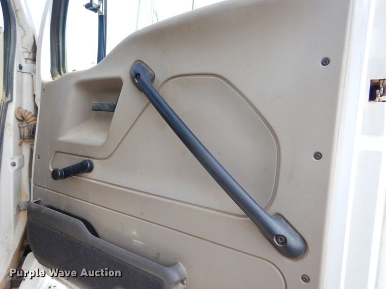 image for item DI2371 2009 Sterling L-Line dump truck