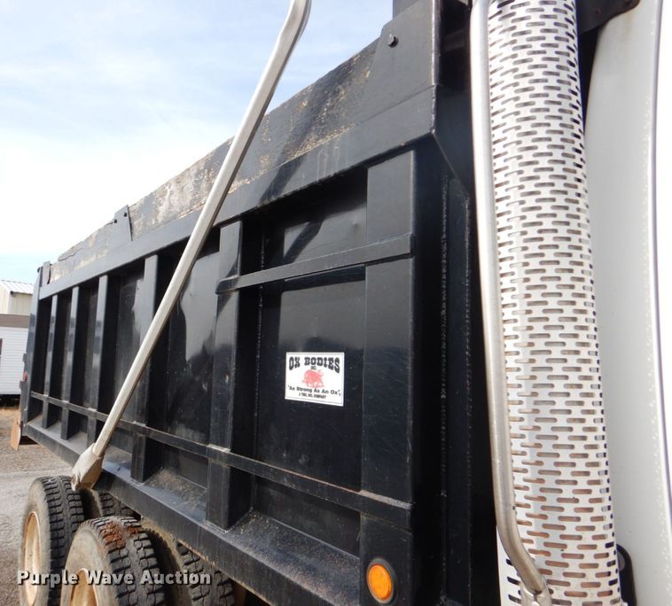 image for item DI2371 2009 Sterling L-Line dump truck