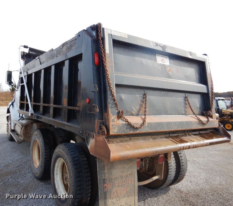 image for item DI2371 2009 Sterling L-Line dump truck