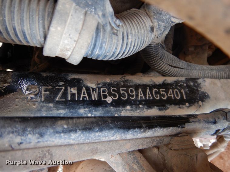 image for item DI2371 2009 Sterling L-Line dump truck