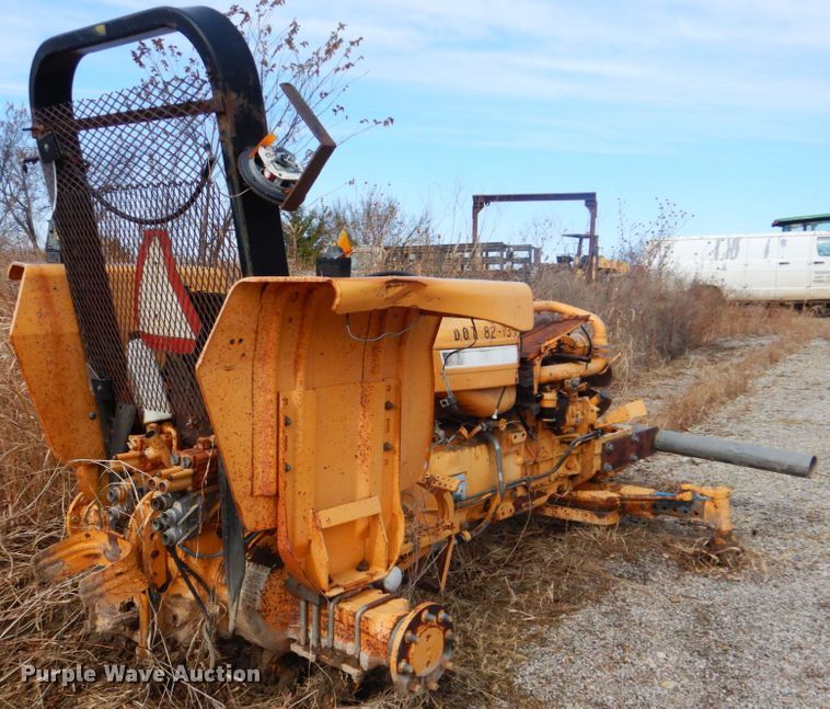 image for item DI2373 Ford tractor chassis