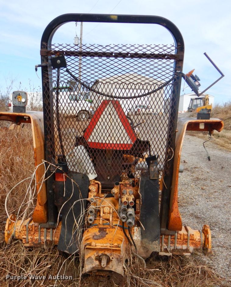 image for item DI2373 Ford tractor chassis