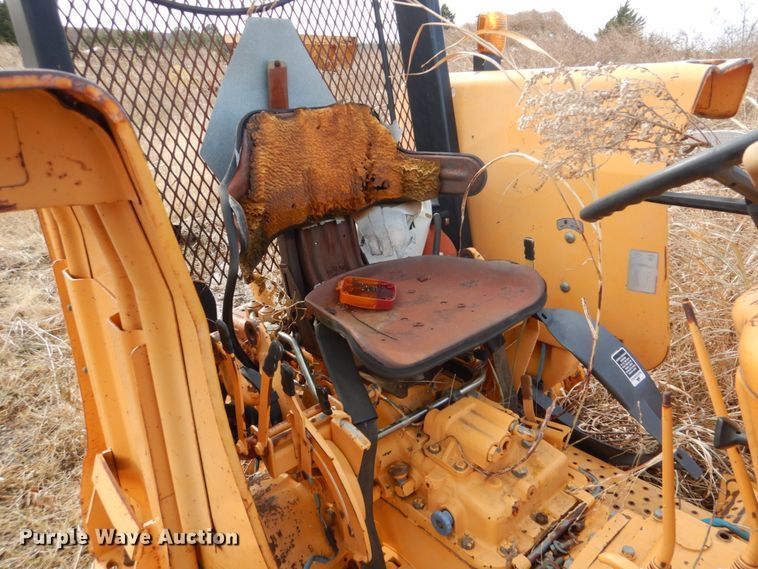 image for item DI2373 Ford tractor chassis