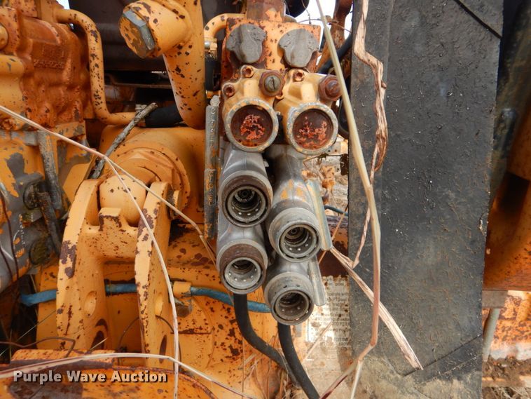 image for item DI2373 Ford tractor chassis