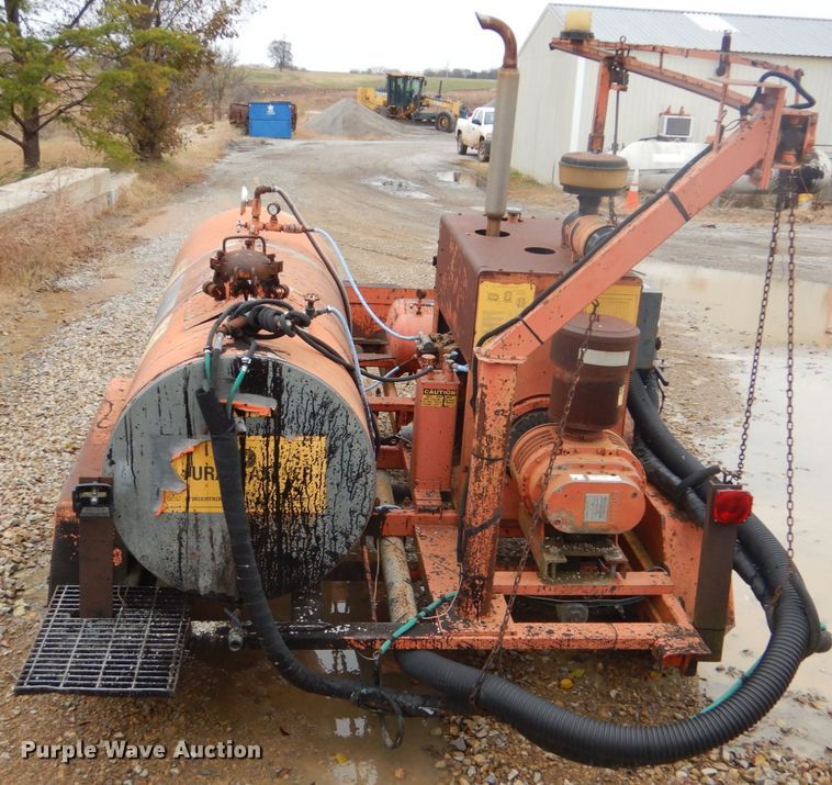 image for item DI2374 Dura Patcher 81DJ pothole patcher