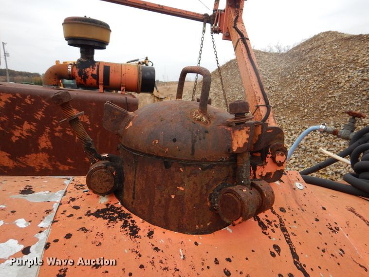 image for item DI2374 Dura Patcher 81DJ pothole patcher