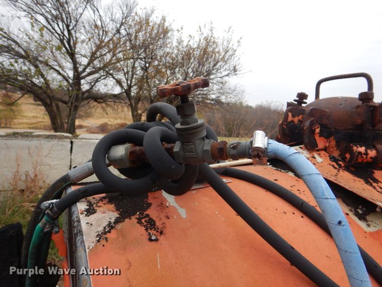 image for item DI2374 Dura Patcher 81DJ pothole patcher