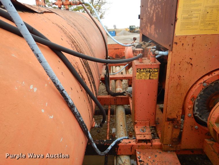 image for item DI2374 Dura Patcher 81DJ pothole patcher