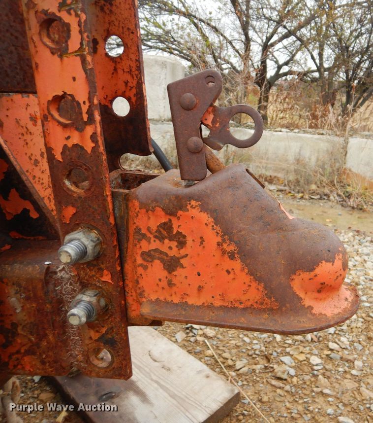 image for item DI2374 Dura Patcher 81DJ pothole patcher