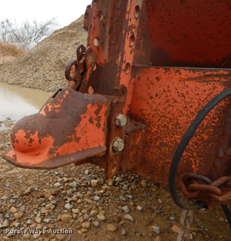 image for item DI2374 Dura Patcher 81DJ pothole patcher