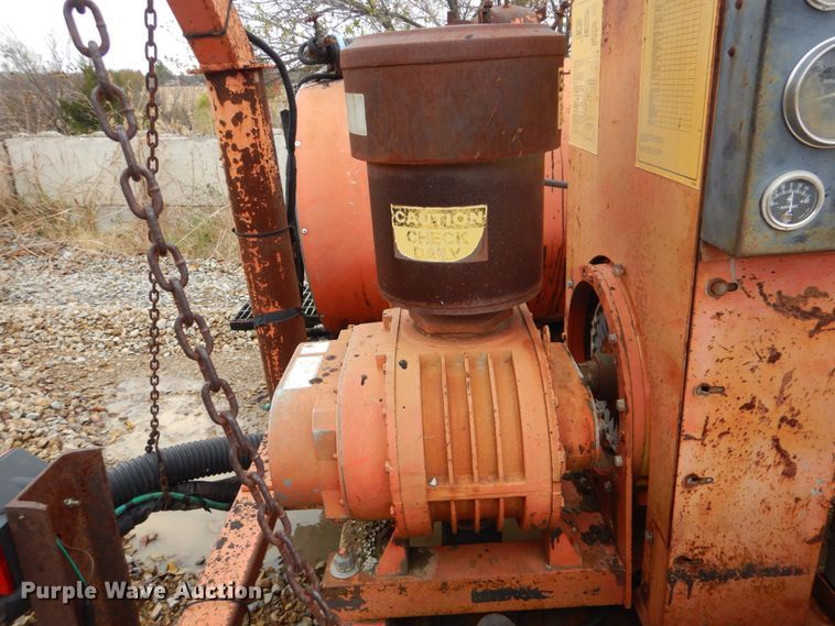 image for item DI2374 Dura Patcher 81DJ pothole patcher